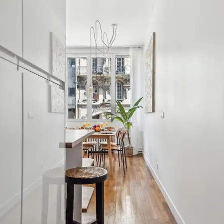 Apartmán Bnbnova - Le Louvre & De *