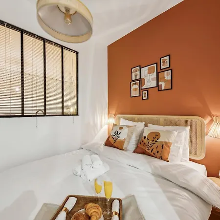Apartmán Bnbnova - Le Louvre & De *